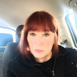 Meet your Posher, Debra